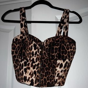 FOREVER 21 Cheetah corest crop top